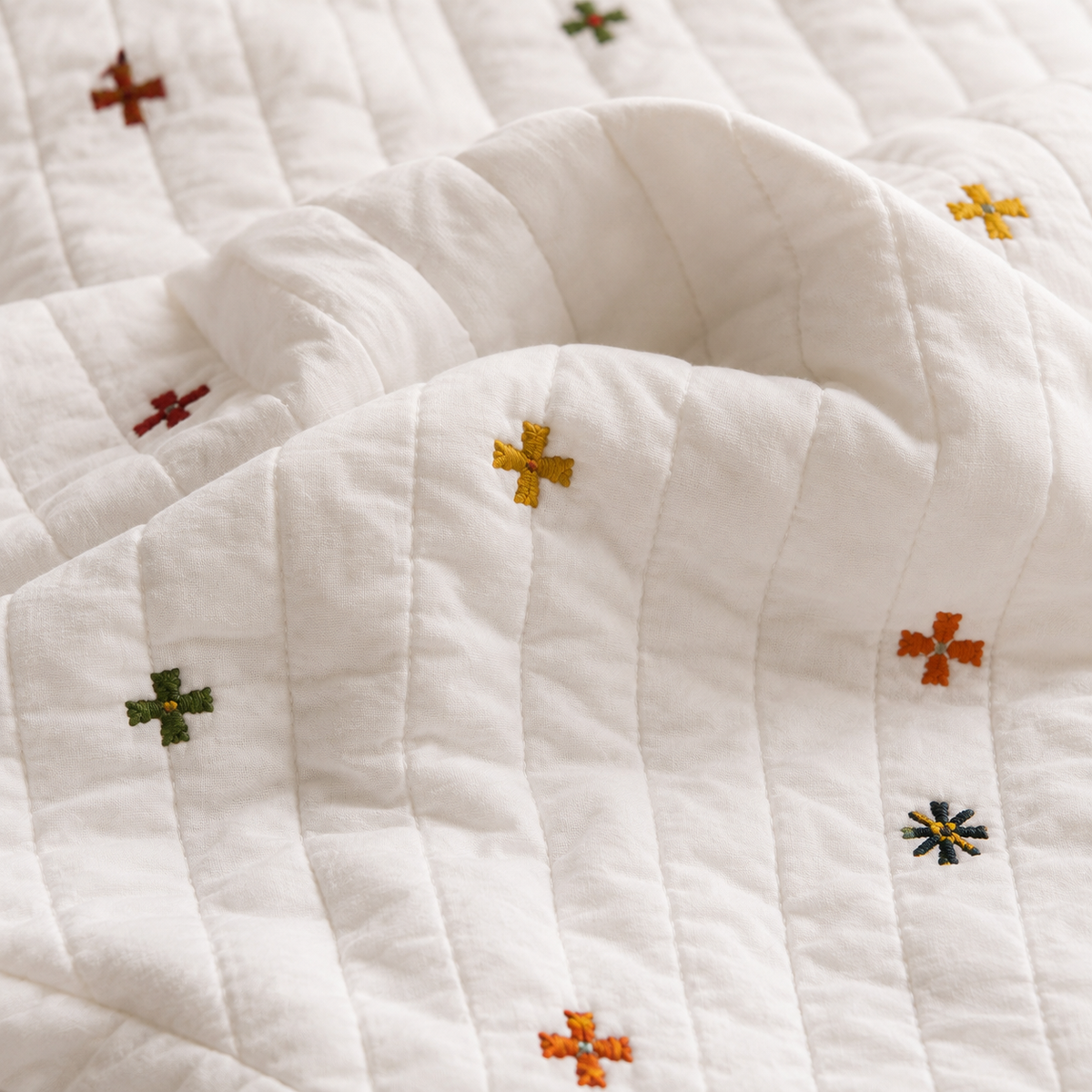Ivory Heritage Embroidered Bedding
