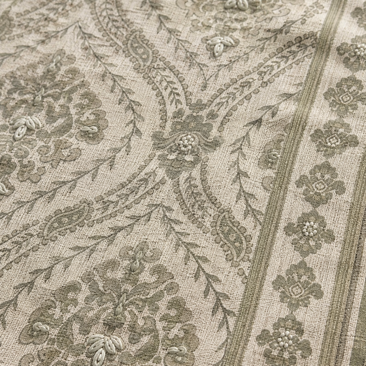 Sage Heritage Table Runner