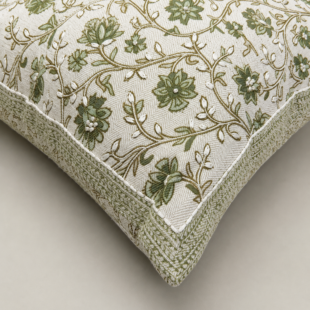 Floral Vine Ivory Cushion