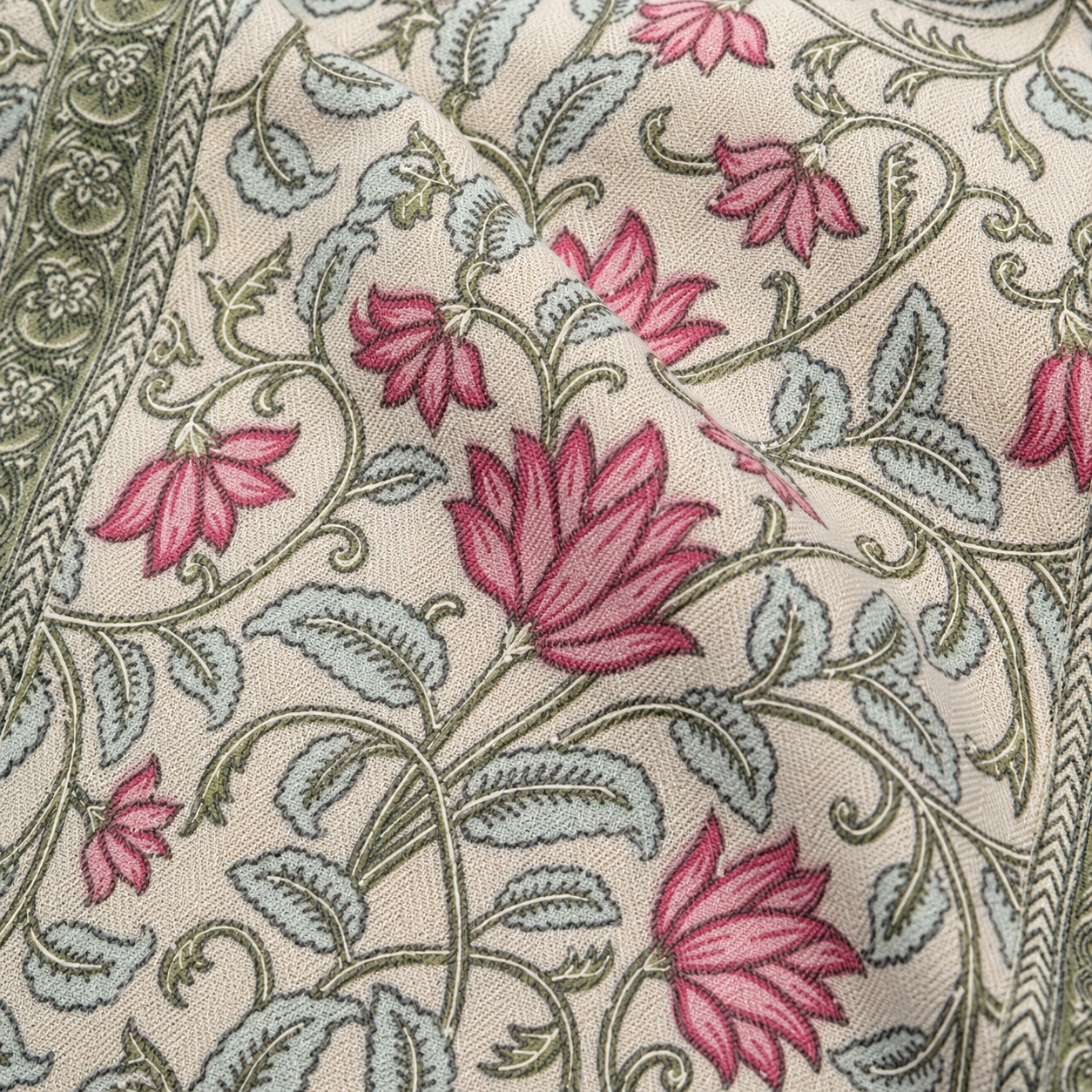 Lotus Eden Arabesque Runner