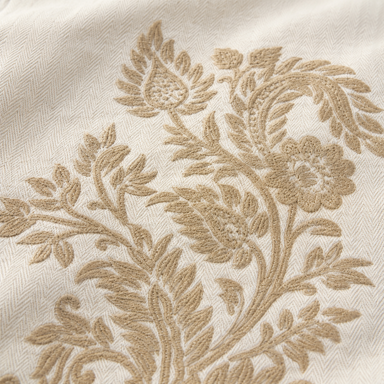 Cashmere Paisley Herringbone Runner